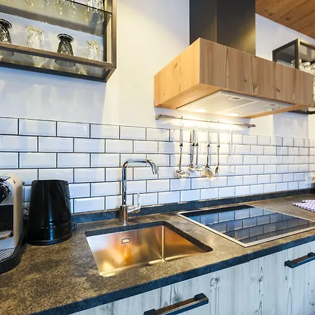 アパートホテル Avenida Panorama カプルーン
