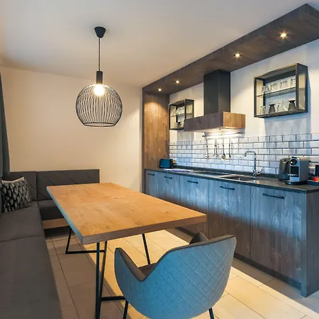 Avenida Panorama 公寓式酒店 4*