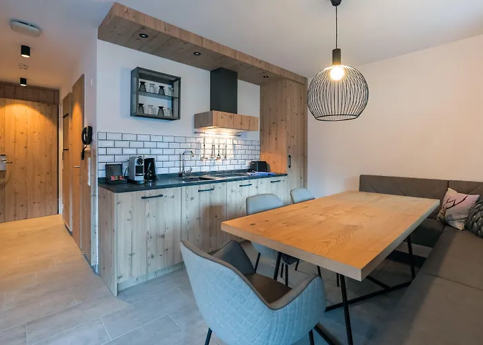 Ξενοδοχείο με διαμερίσματα Avenida Panorama Kaprun