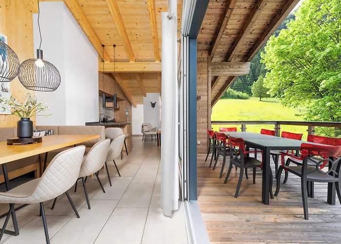 Ξενοδοχείο με διαμερίσματα Avenida Panorama 4*